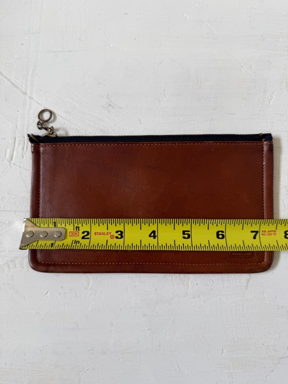 Vintage COACH Skinny British Tan Envelope Case Zip Utility Pouch - Picture 8 of 9